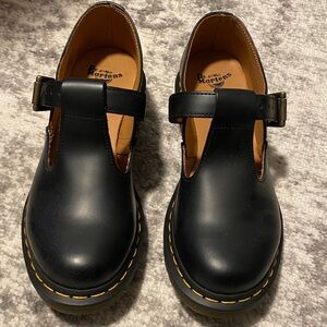 Dr. Martens Black Mary Jane’s